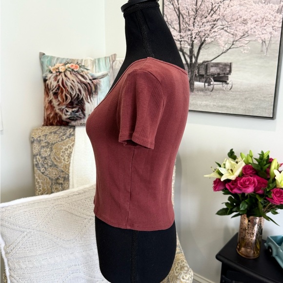 American Eagle Outfitters Pink Crop T-Shirt Fitted - Picture 5 of 6